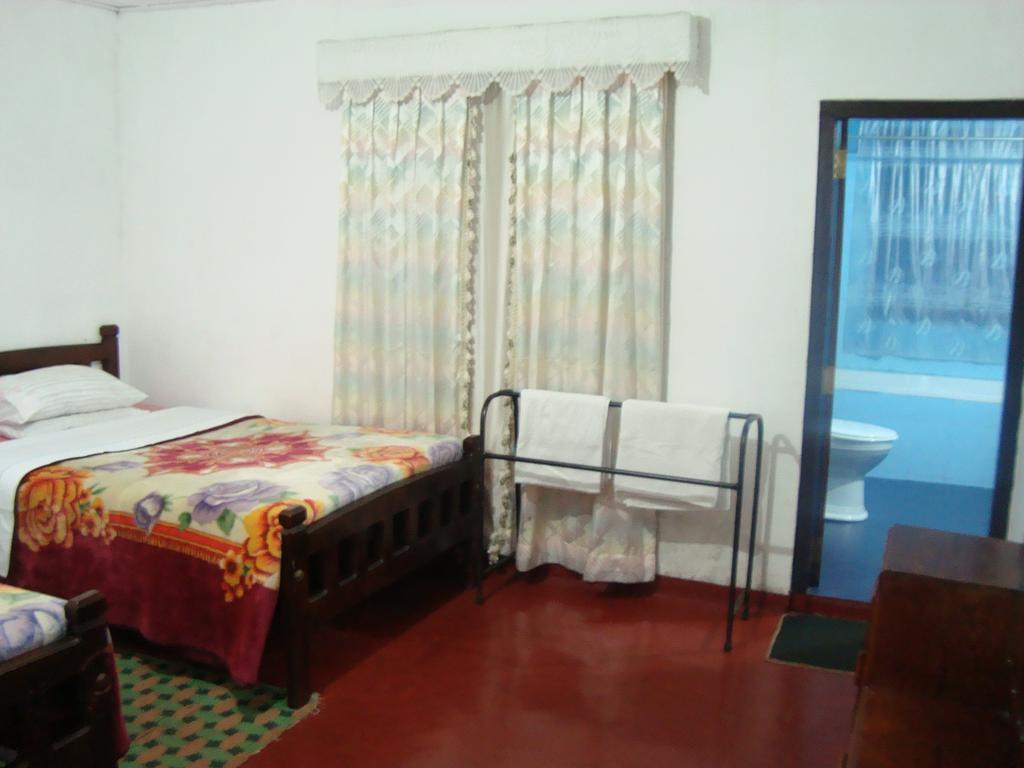 Andrews Hostel Nuwara Eliya Zimmer foto